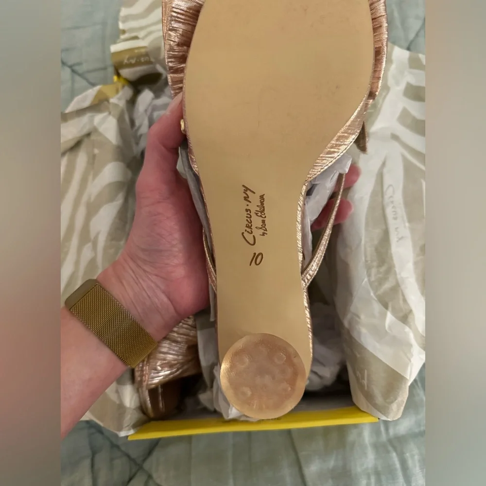 NEW IN BOX Circus by Sam Edelman Natalina Gold Kitten Heel Mule Size 10 M - Picture 8 of 10